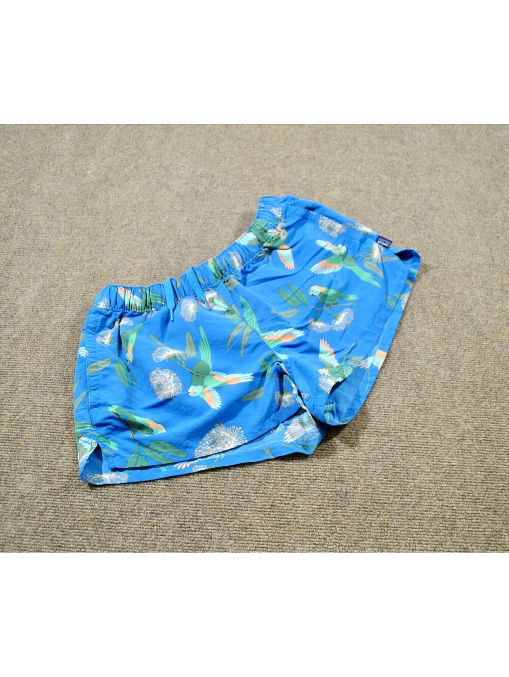 Patagonia Outdoors Hiking Bird Water Swim Blue Pattern Women's Shorts Medium